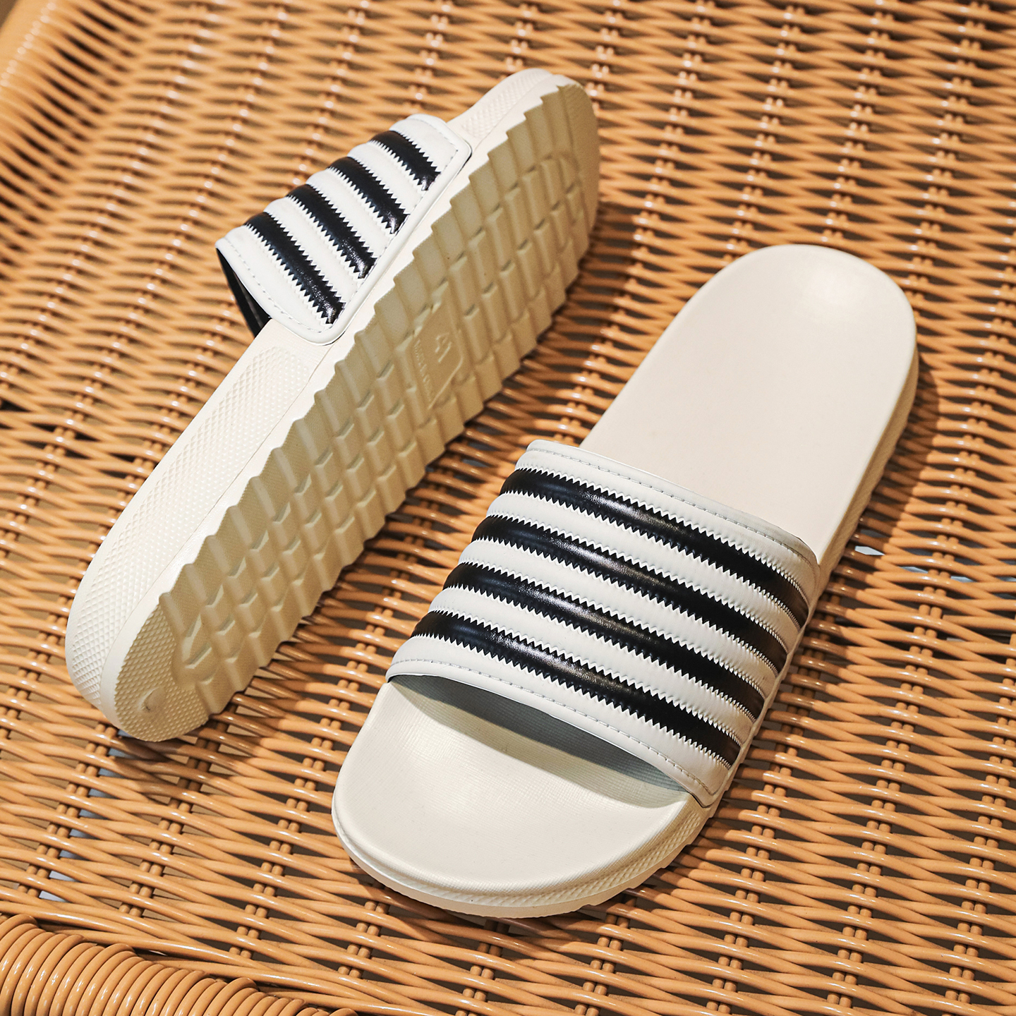 YUYIN Summer Men Slippers Indo - đánh giá và giá Home Bathroom Colors